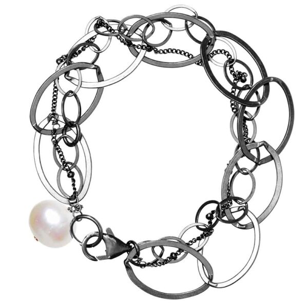 Oxidized-sterling-silver-Pearl-bracelet-6.jpg Oxidized-sterling-silver-Pearl-bracelet-6.jpg