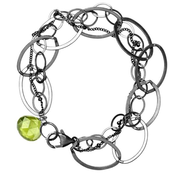 Oxidized-sterling-silver-Peridot-bracelet-6.jpg Oxidized-sterling-silver-Peridot-bracelet-6.jpg