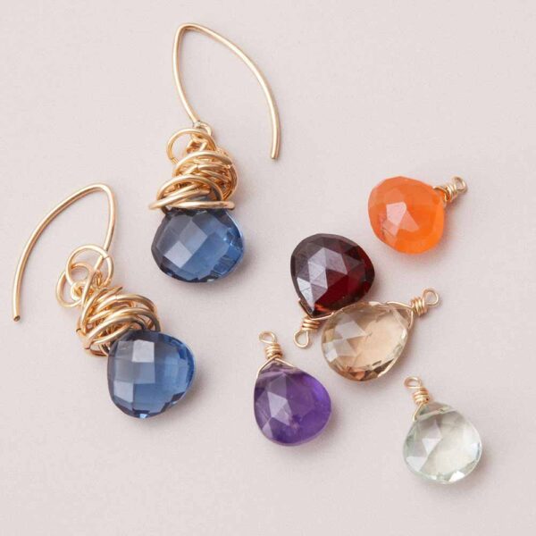 custom-dangle-earringsearrings-561422.jpg custom-dangle-earringsearrings-561422.jpg