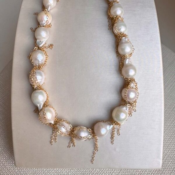 ryanne_wht.jpg ryanne_wht.jpg